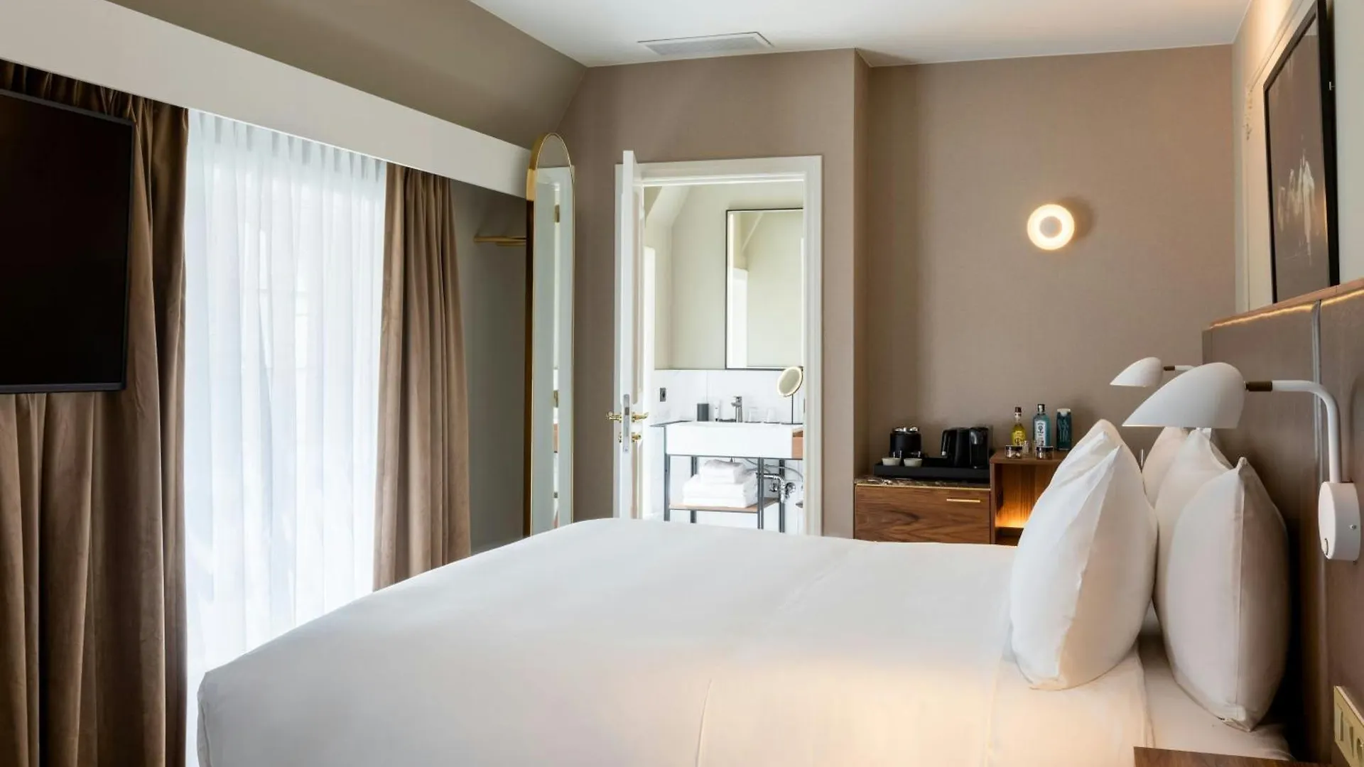 *****  Sapphire House Antwerp, Autograph Collection Otel Belçika