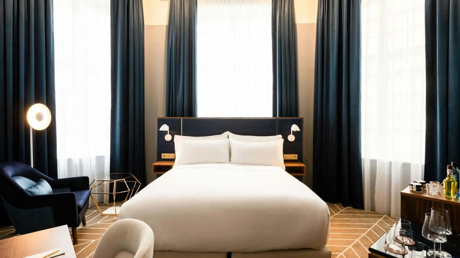 *****  Sapphire House Antwerp, Autograph Collection By Marriott Hotel Belgium