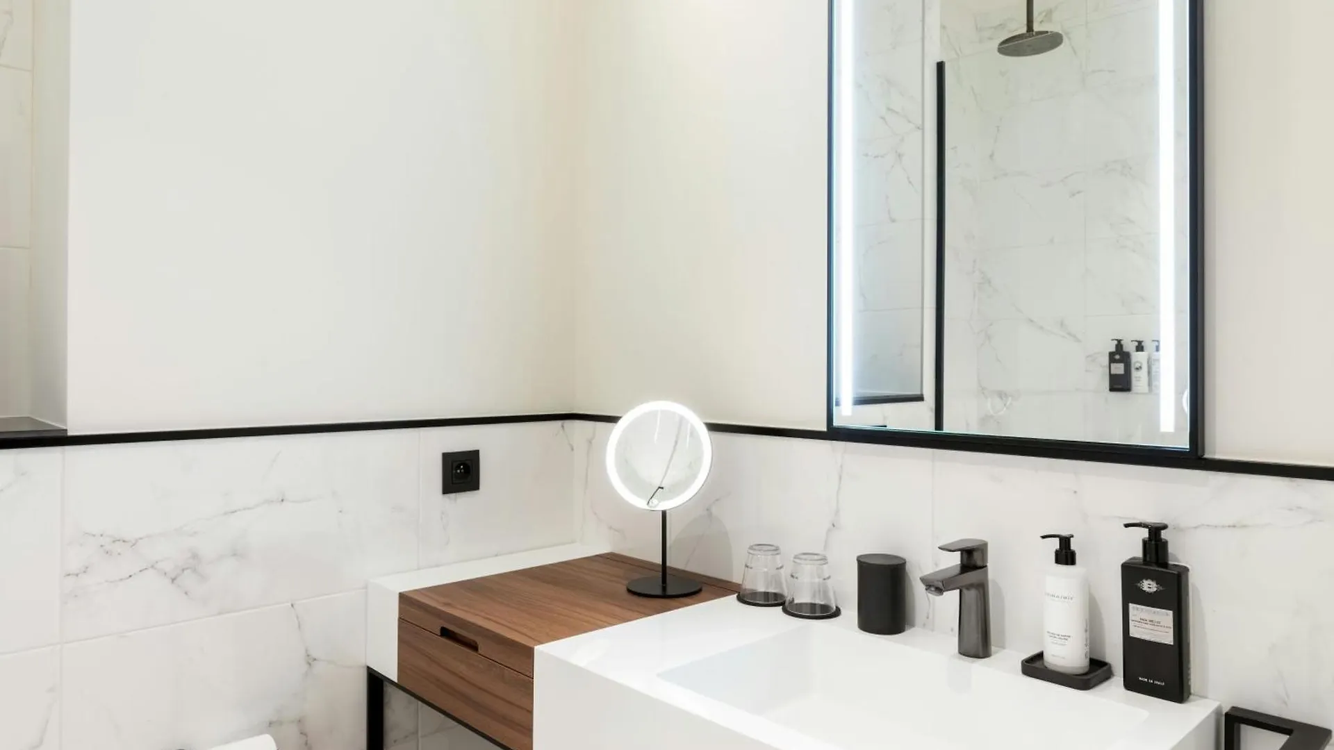 Sapphire House Antwerp, Autograph Collection By Marriott Hotel 5*, Antwerp